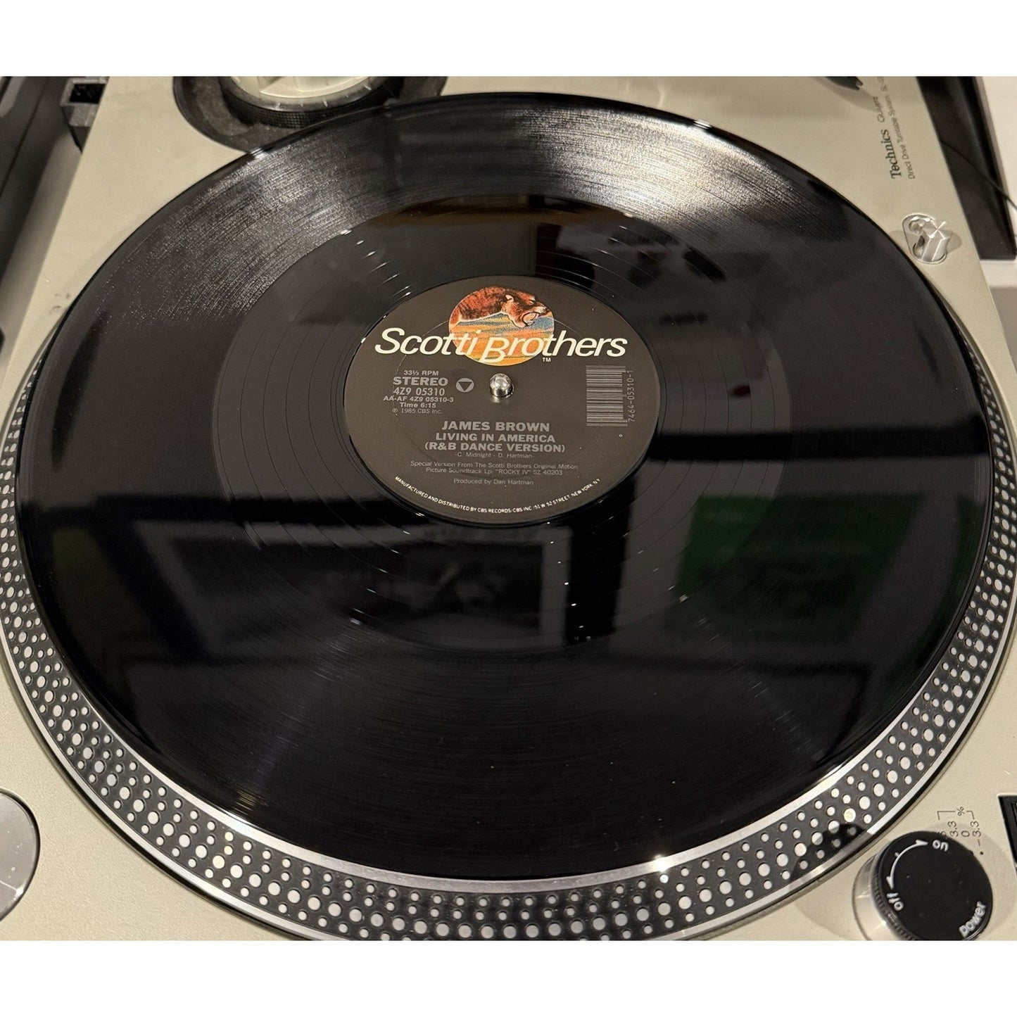 James Brown - Living In America (12" Extended Dance Mix) Rocky IV Scotti Bros.