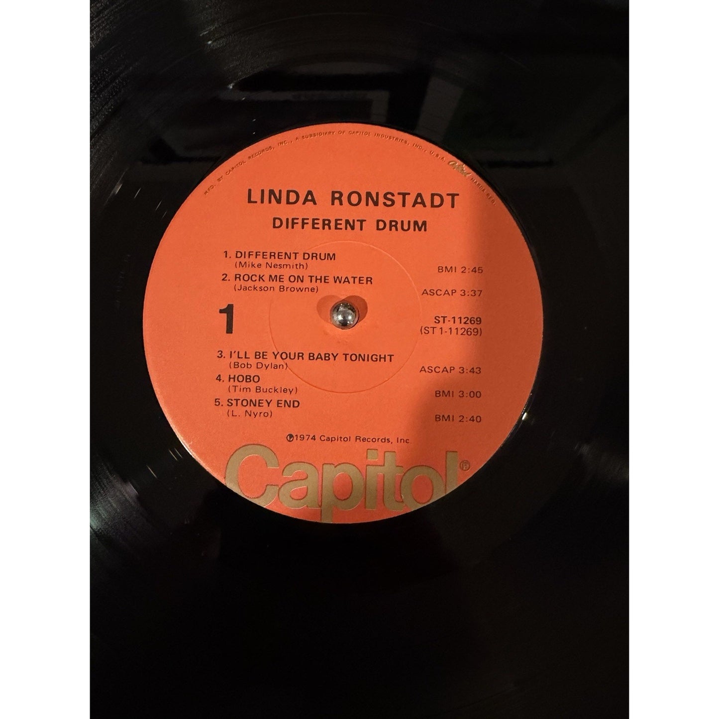 Linda Ronstadt – Different Drum - 1974 - Capitol Records – ST-11269 - Vinyl LP